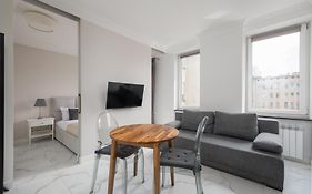 Chmielna Downtown Apartment